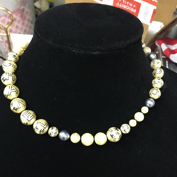 Authentic Vintage CHANEL CoCo Pearls!